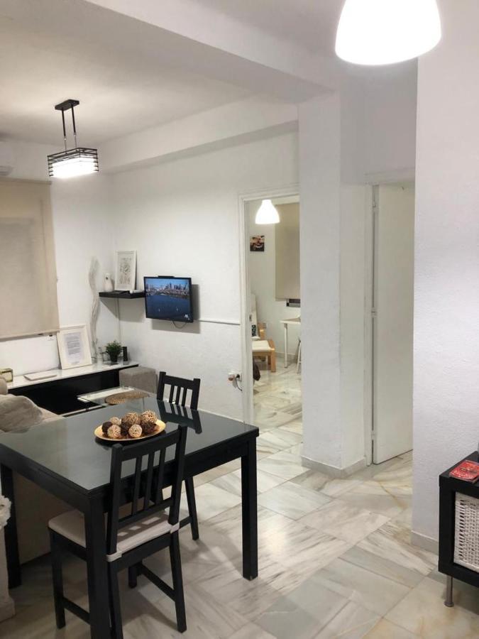 Tablada Los Remedios Sevilla Exterior foto